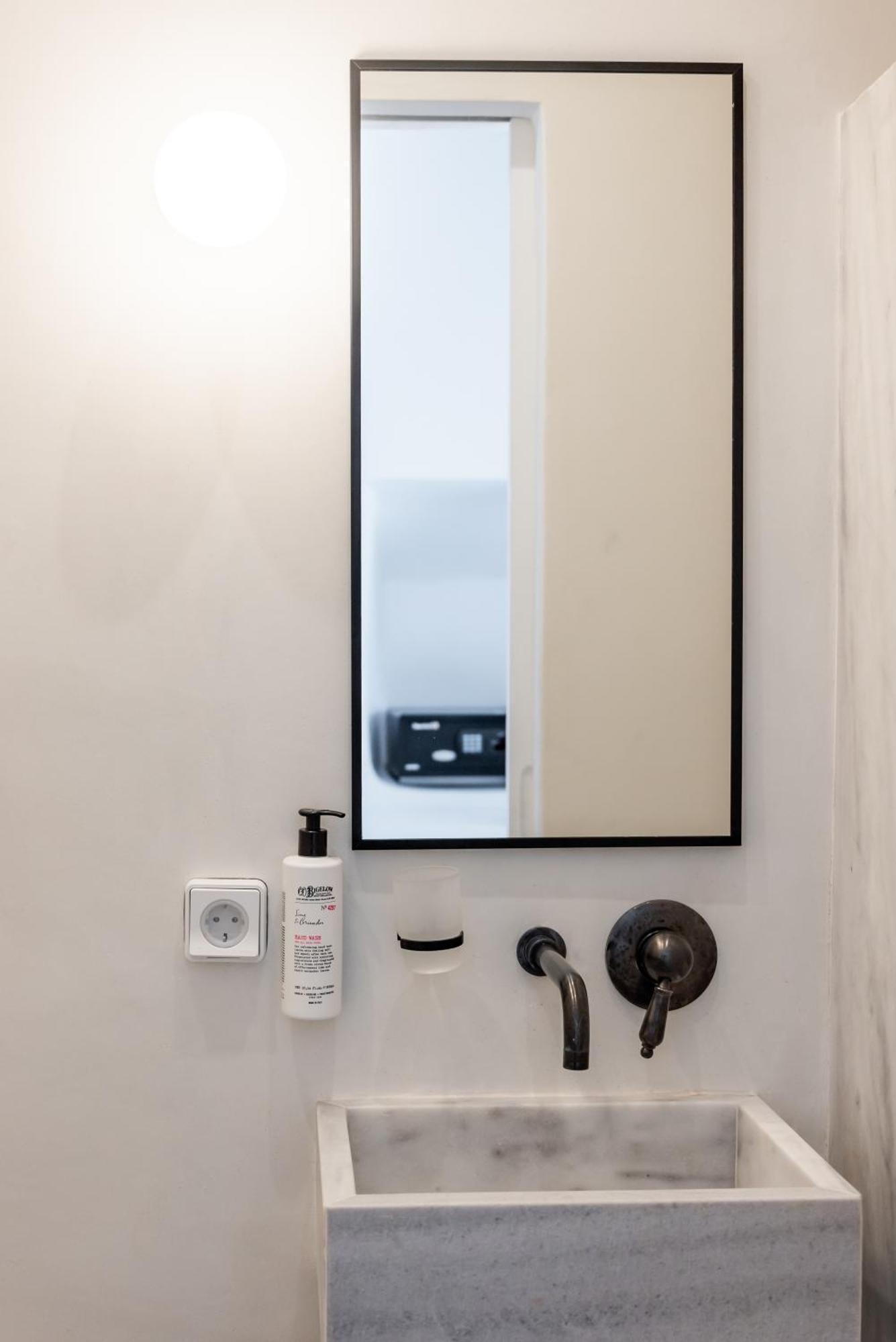 Aniko Suites White Alley Mykonos Town Ngoại thất bức ảnh